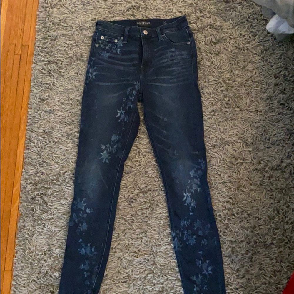 Floral painted skinny jean